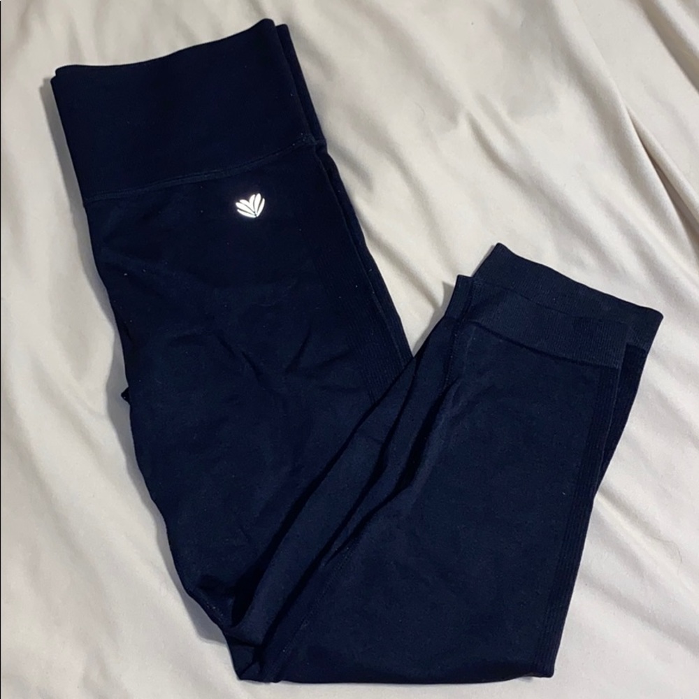 Forever 21 Sport crop leggings, size M